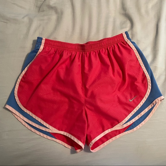 Nike running shorts - Picture 1 of 2